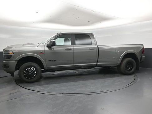 New 2026 RAM 3500 Limited AWD/4WD image 7