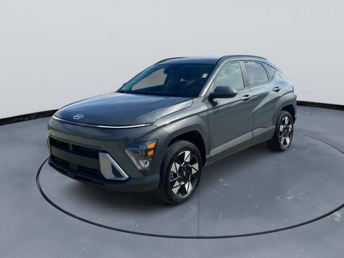 Used 2025 Hyundai Kona SEL AWD/4WD image 1