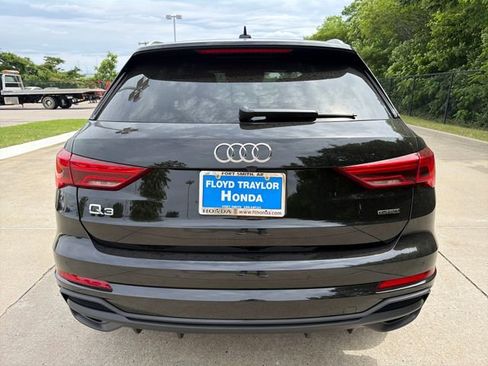 Used 2025 Audi Q3 2.0T Premium AWD/4WD image 4