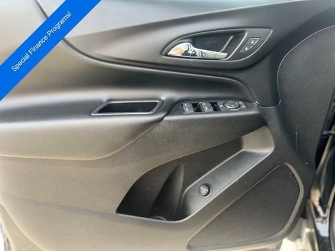 Used 2018 Chevrolet Equinox LT image 11
