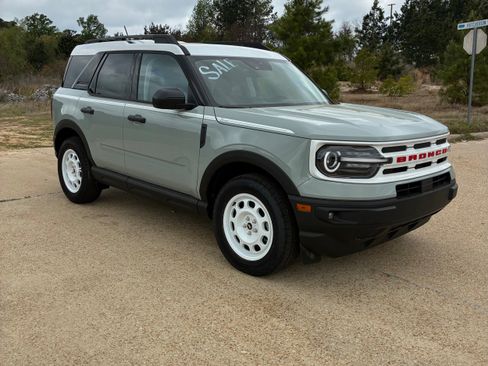 Used 2024 Ford Bronco Sport Heritage w/ Heritage Convenience Package AWD/4WD image 3