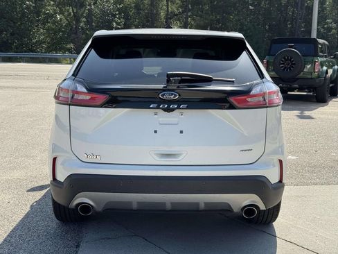 Used 2021 Ford Edge Titanium AWD/4WD image 24