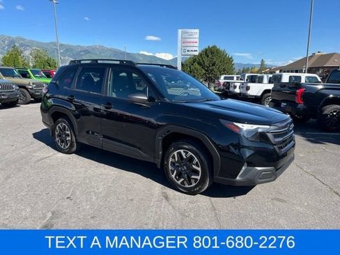 Used 2025 Subaru Forester Premium w/ Convenience Package #2 AWD/4WD image 8