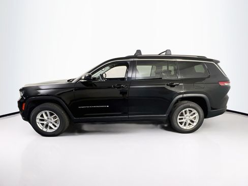 Used 2023 Jeep Grand Cherokee L Laredo AWD/4WD image 8