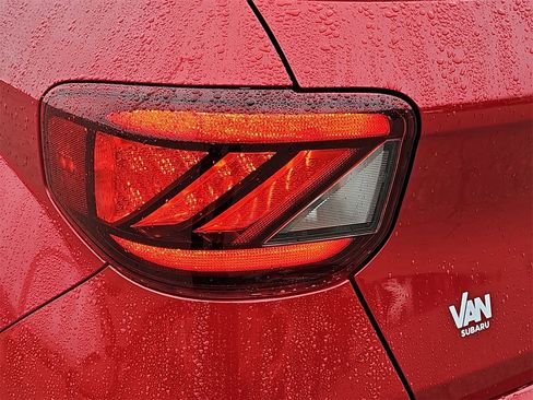 Used 2022 Hyundai Venue Limited w/ Cargo Package image 34