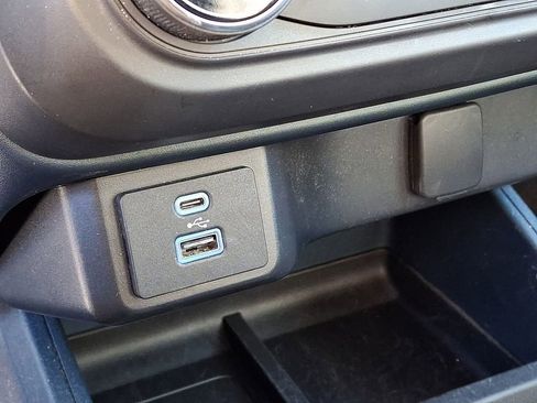 Used 2023 Ford Maverick XL w/ Equipment Group 100A Standard image 24