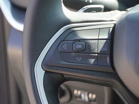 New 2026 Jeep Grand Cherokee Laredo X RWD image 29