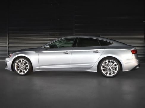 Used 2023 Audi A5 2.0T Premium Plus w/ Premium Plus image 10