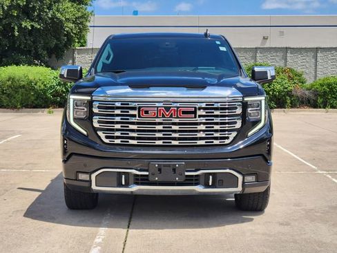 Used 2022 GMC Sierra 1500 Denali w/ Denali Reserve Package AWD/4WD image 2