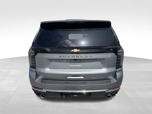 Used 2025 Chevrolet Suburban Premier w/ Sun And Tow Package AWD/4WD image 6