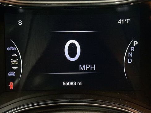 Used 2020 Jeep Grand Cherokee Altitude image 13