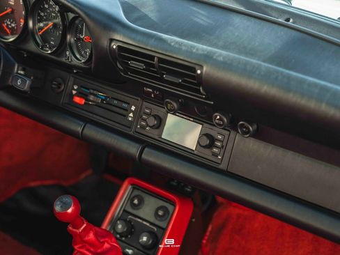 Used 1988 Porsche 911 Carrera image 25
