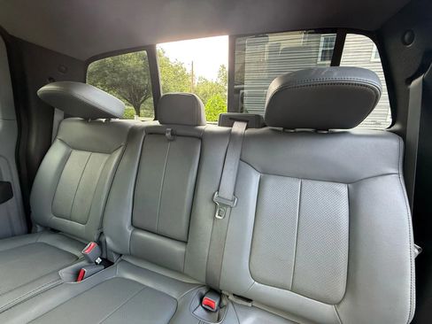 Used 2013 Ford F150 Lariat w/ Luxury Equipment Group image 18