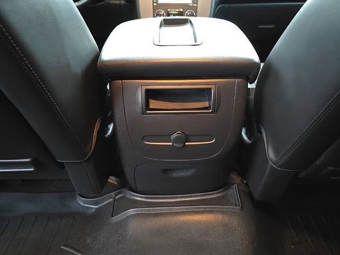 Used 2014 GMC Sierra 3500 SLT image 27