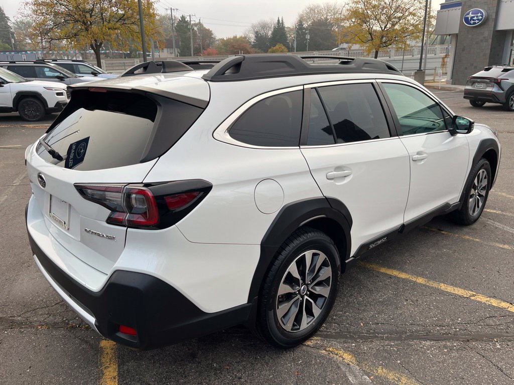 Certified 2023 Subaru Outback Limited AWD/4WD image 3