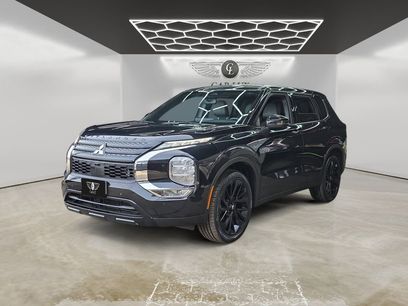 Used 2023 Mitsubishi Outlander SE Black Edition