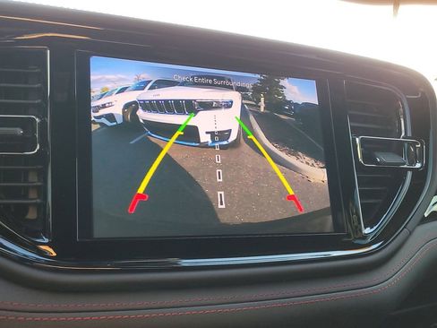 Used 2025 Dodge Durango GT image 24