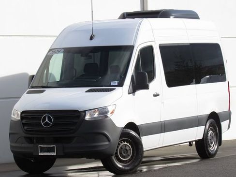 Used 2024 Mercedes-Benz Sprinter 2500 image 1