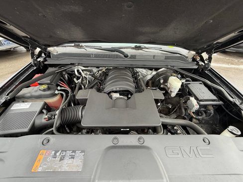 Used 2018 GMC Yukon SLE image 31