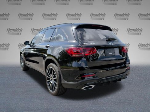 Used 2022 Mercedes-Benz GLC 300 image 9