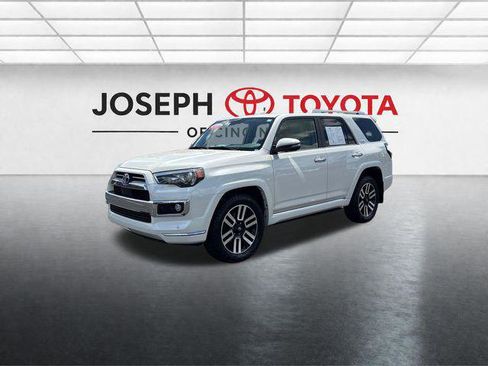 Certified 2020 Toyota 4Runner Limited AWD/4WD image 1