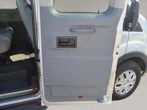 Used 2015 Ford Transit 350 XLT RWD image 23