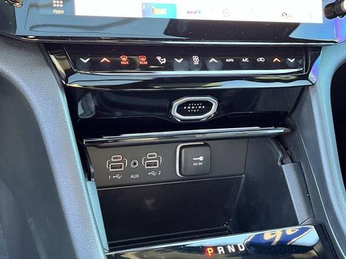 New 2026 Jeep Grand Cherokee L Limited w/ Limited Altitude Package image 28