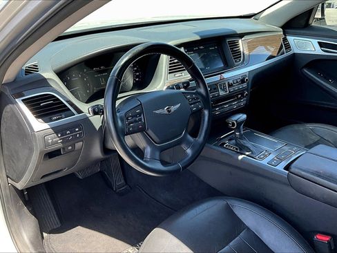 Used 2018 Genesis G80 3.8 w/ Option Group 02 image 11