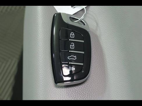 Used 2024 Chevrolet Equinox LS w/ Midnight Edition FWD image 27