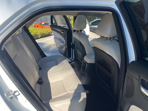 Used 2022 Chrysler 300 Touring L w/ Popular Equipment Group image 14