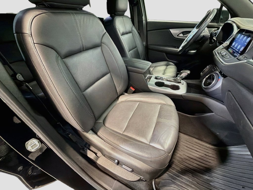 Used 2022 Chevrolet Blazer LT w/ Redline Edition FWD image 25
