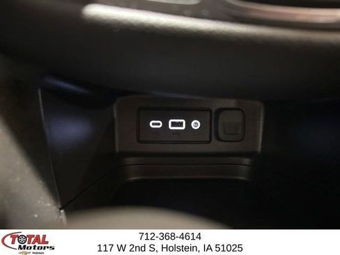 Used 2024 Chevrolet Equinox LT AWD/4WD image 17