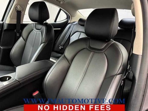 Used 2023 Genesis G70 2.0T AWD/4WD image 13