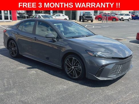 Used 2025 Toyota Camry XSE AWD/4WD image 2