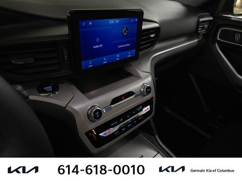 Used 2023 Ford Explorer XLT image 23