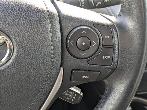 Used 2018 Toyota RAV4 Limited image 28