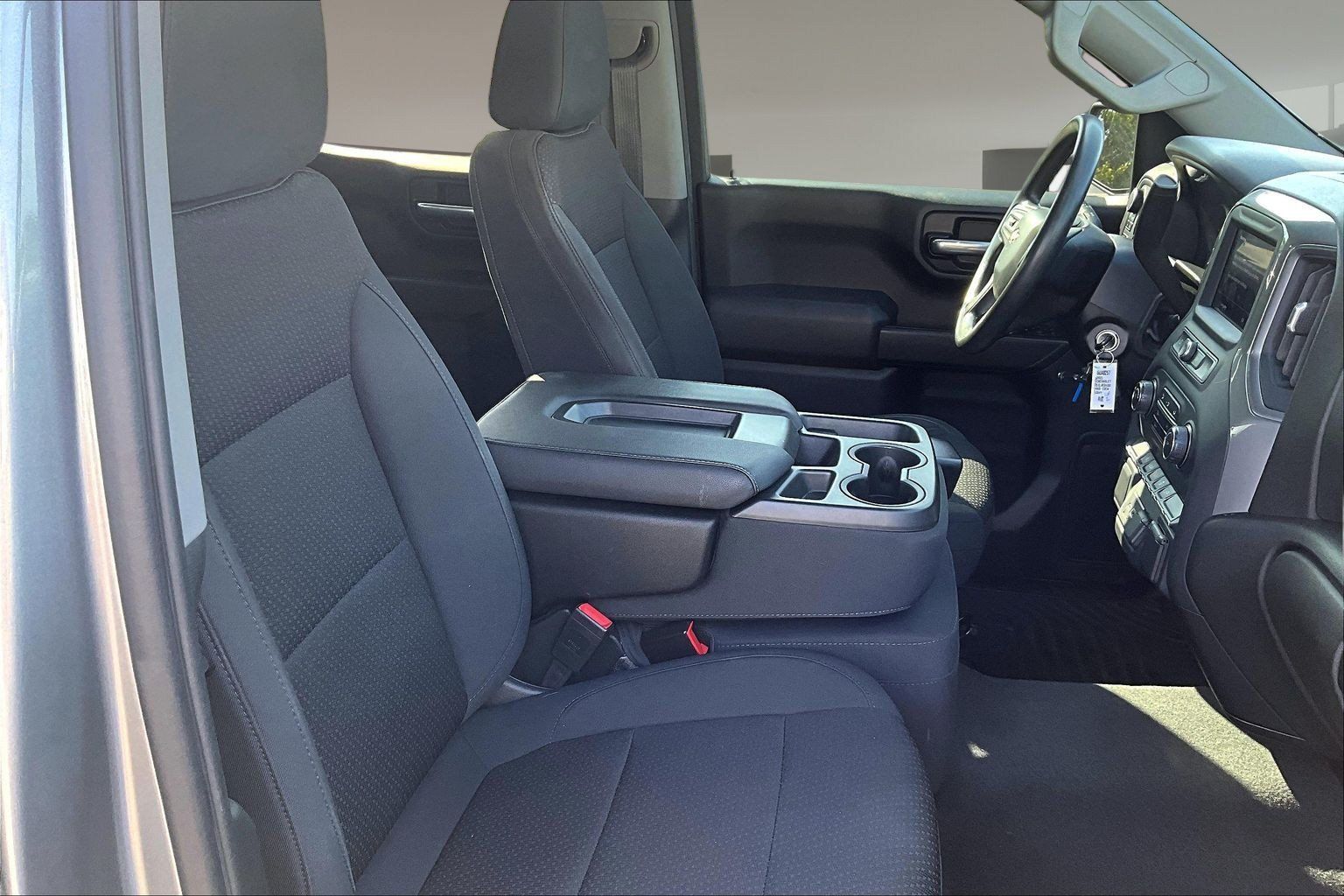 Used 2021 Chevrolet Silverado 1500 Custom AWD/4WD image 31