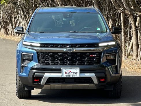 Used 2024 Chevrolet Traverse Z71 image 9