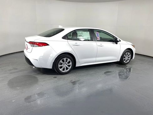 New 2026 Toyota Corolla LE image 4