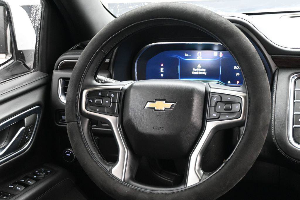 Used 2023 Chevrolet Tahoe LT RWD image 16