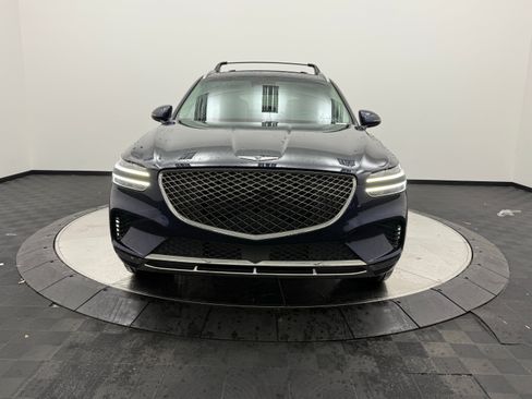 Used 2024 Genesis GV70 2.5T w/ Select Package AWD/4WD image 2