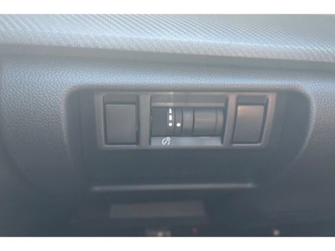 Certified 2026 Subaru Crosstrek 2.5i Premium AWD/4WD image 39