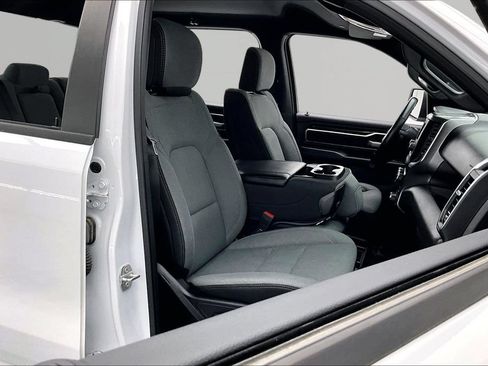 Used 2024 RAM 1500 Big Horn AWD/4WD image 7