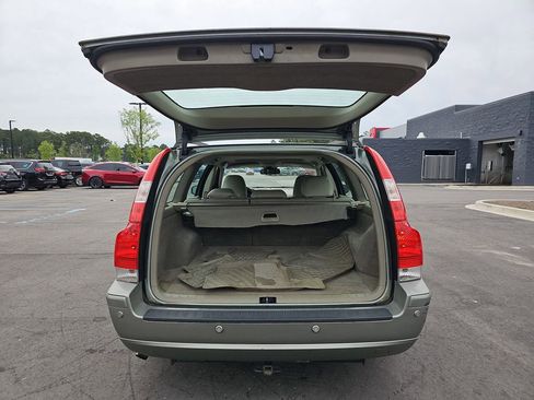 Used 2007 Volvo V70 2.4 image 16
