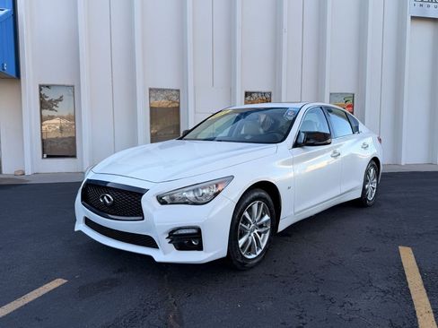 Used 2014 INFINITI Q50 Premium w/ Navigation Package image 3