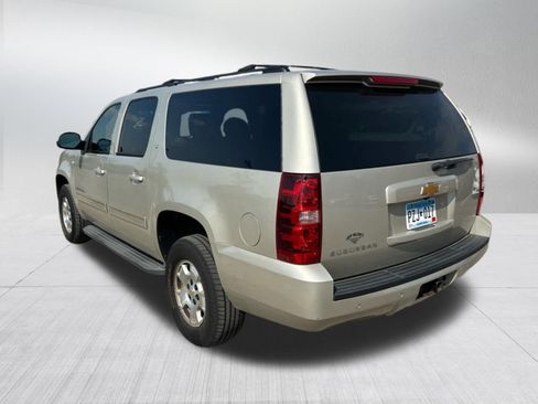 Used 2013 Chevrolet Suburban LT AWD/4WD image 6