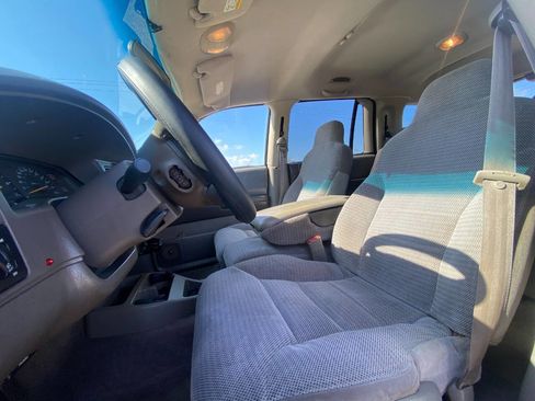 Used 2001 Dodge Durango 2WD image 4