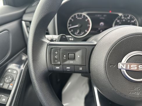 Used 2024 Nissan Rogue SV AWD/4WD image 20