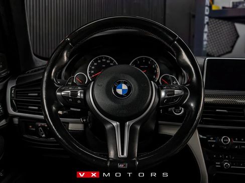 Used 2017 BMW X5 M AWD/4WD image 26