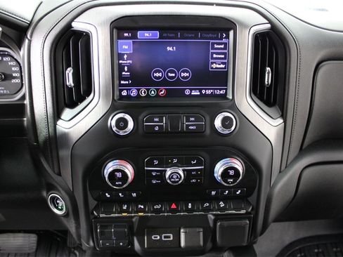 Used 2020 GMC Sierra 2500 Denali image 23